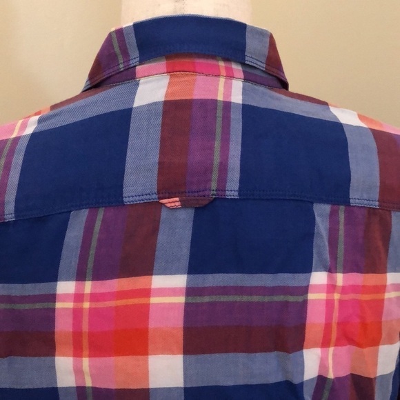 American Eagle. Button down Shirt. Plaid. Medium - Picture 10 of 12